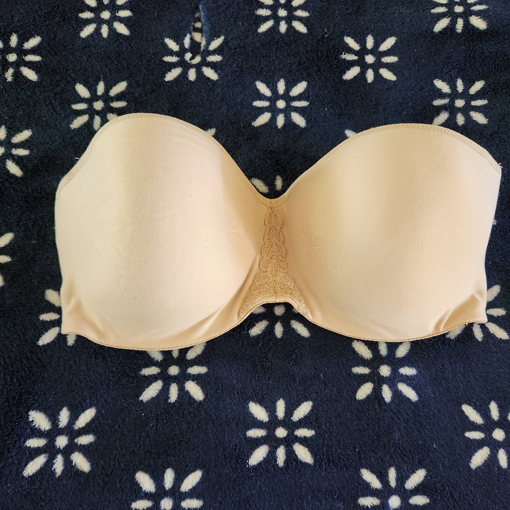 Wacoal strapless bra, 34D, nude color